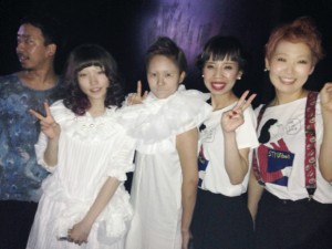 2014-09-02-01-59-31_deco